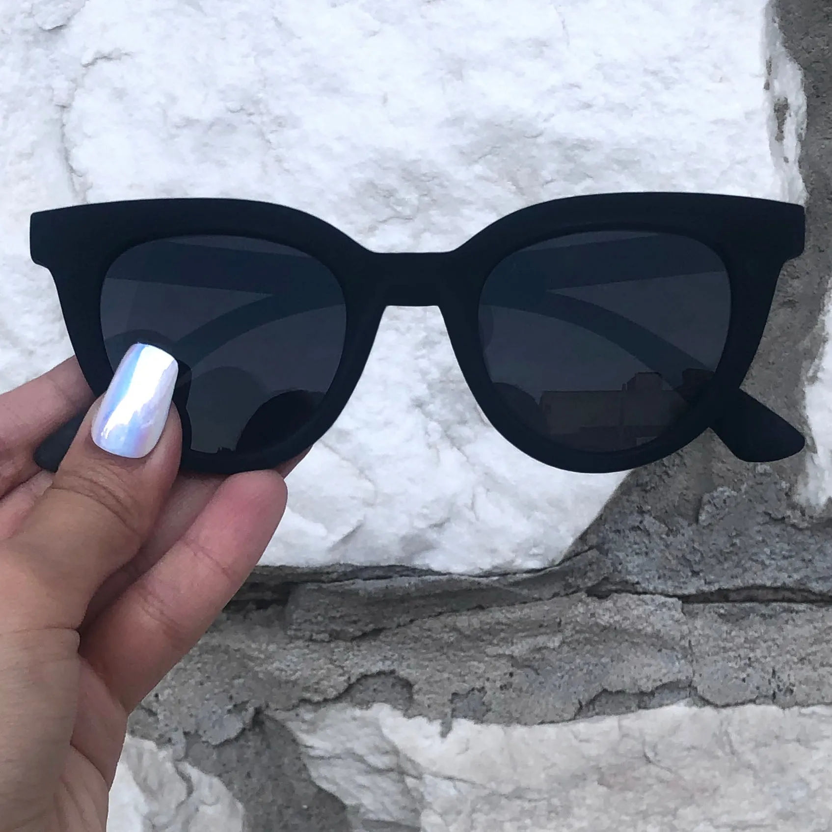 Brittany - Matte Black