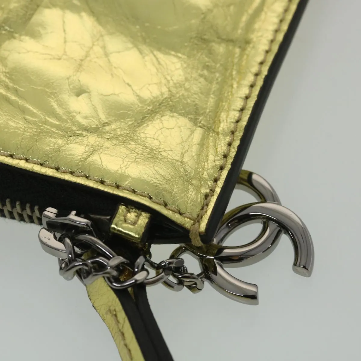 Chanel Clutch Bag Metallic Leather Gold A82164 CC Auth 38172