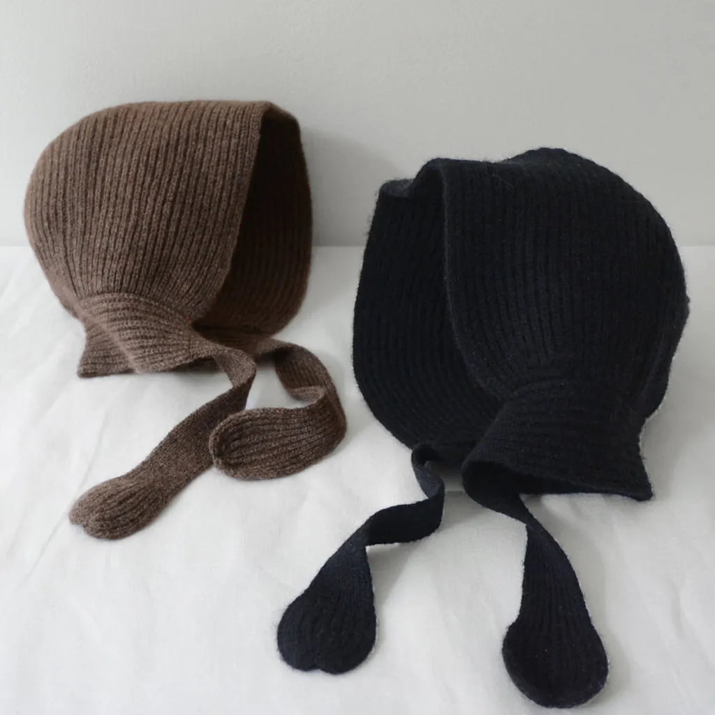 Makié Woman Star Bonnet Hat Black
