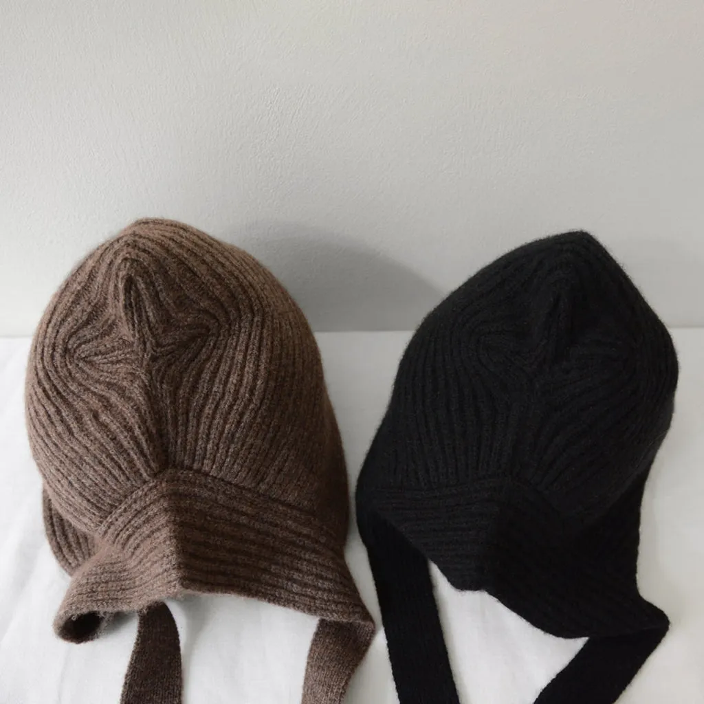 Makié Woman Star Bonnet Hat Black